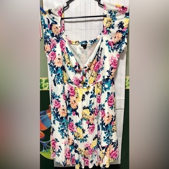 ⛱️Torrid Mini Gauze Puff Sleeve Floral Skater Dress - Picture 4 of 12